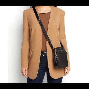 Brand New NWT Tumi Ruma Crossbody in Black